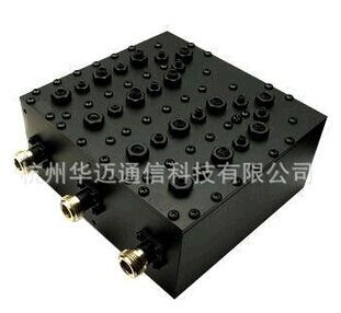 Three frequency or road 2 gtdwlan combiner